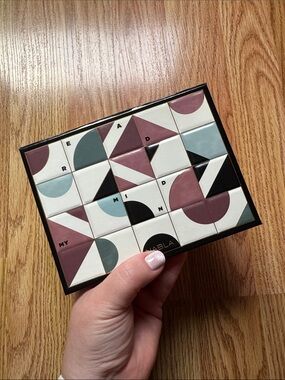 Nabla Cosmetics - Read My Mind Eyeshadow Palette